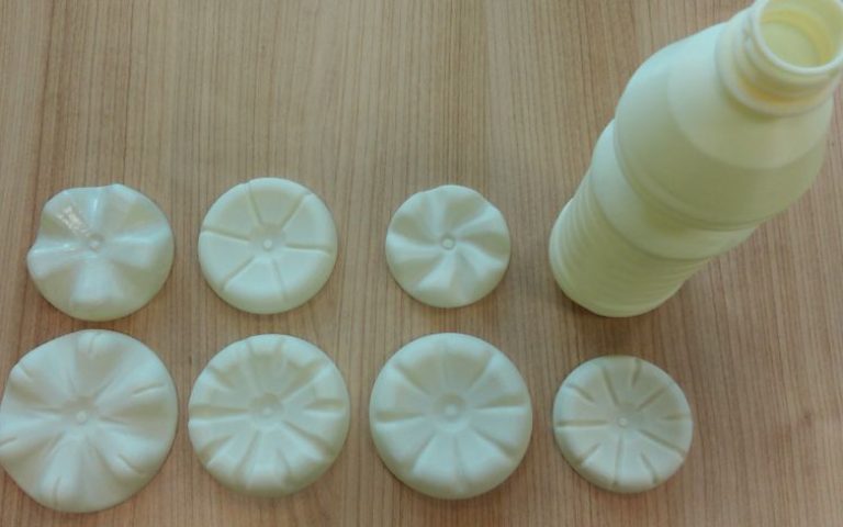 Innowacyjna technologia wykończenia modelu 3D butelki