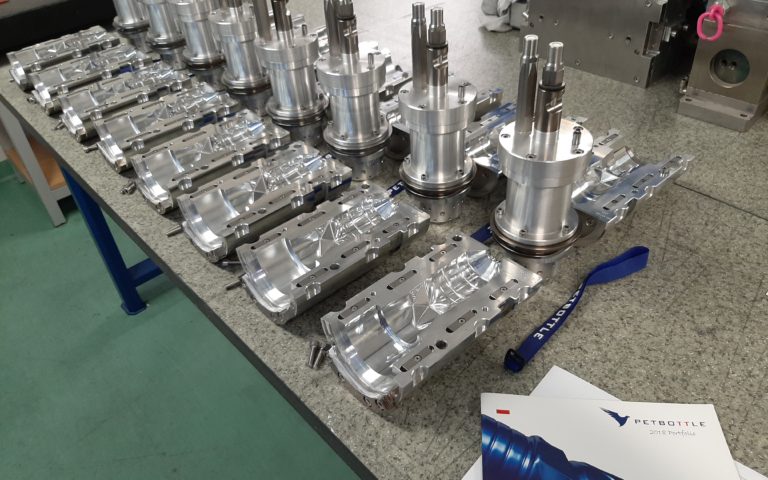 Nowe formy na maszynę KHS!